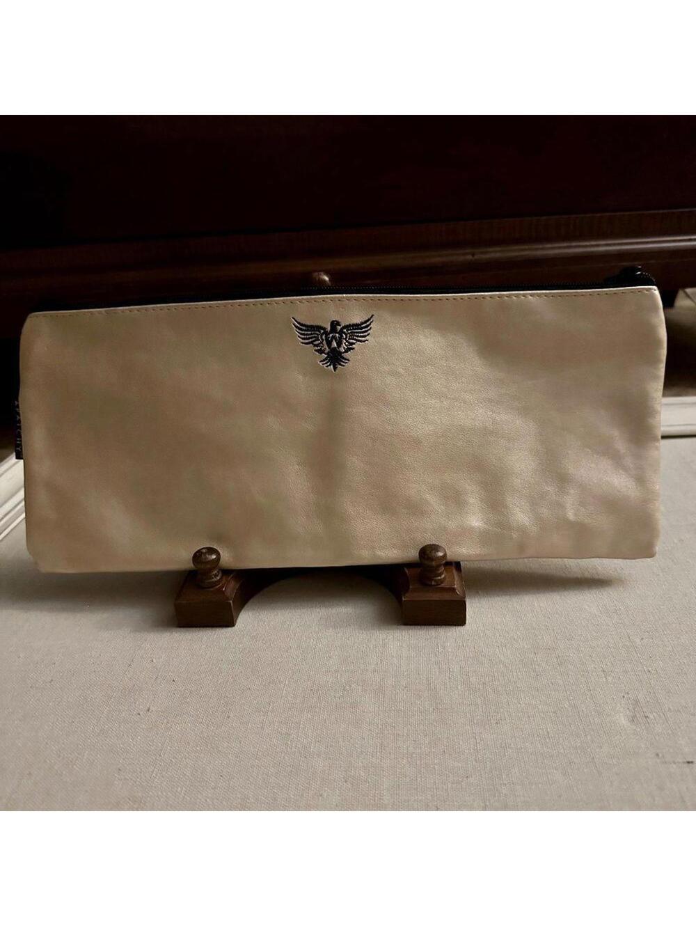 Apatchy London gold leather case w stitched Union Jack NWOT + patches